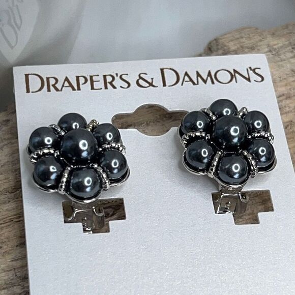 Drapers & Damons Clip on Beaded  Earrings $16ea / 3 for $25 - Picture 2 of 8